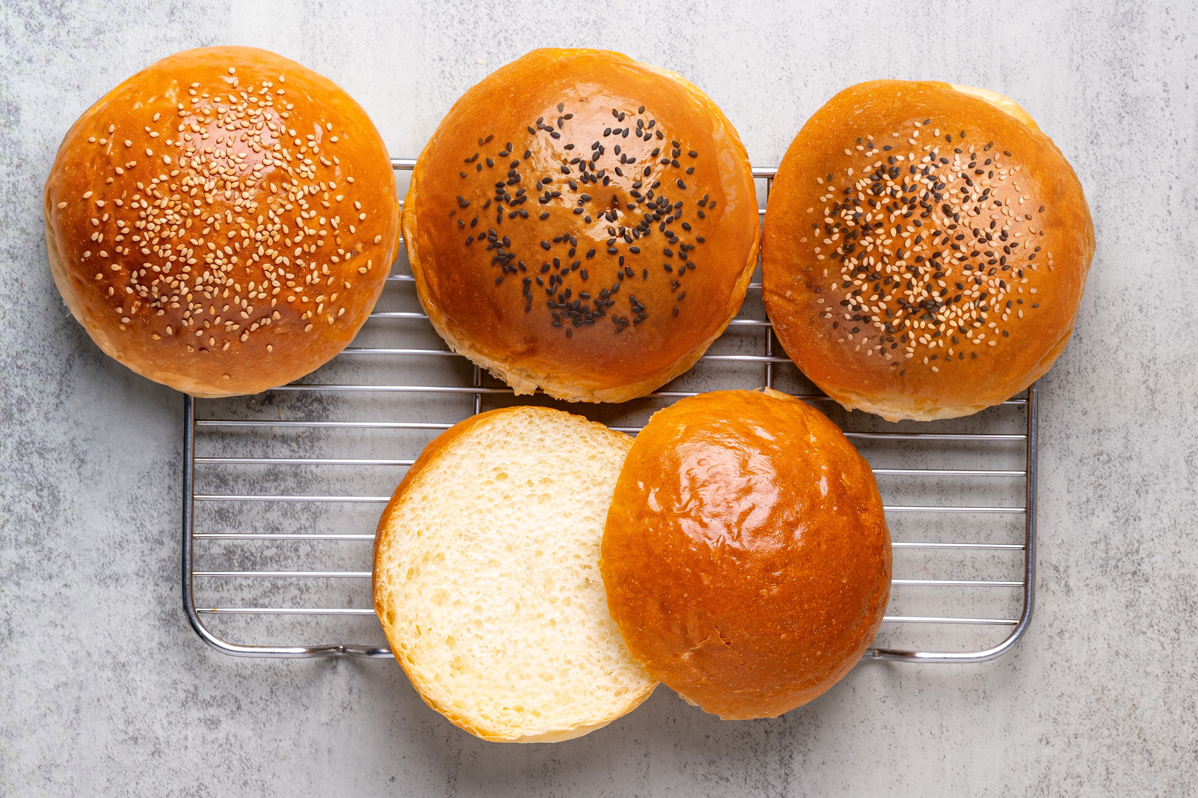 Craft burger bun 4