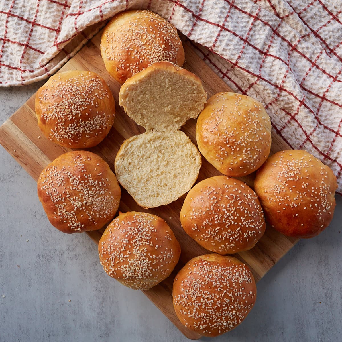 Craft burger bun 4